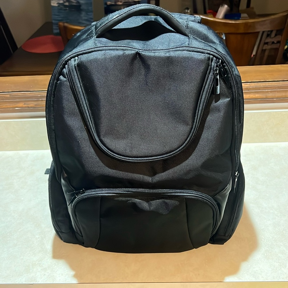 Heavy duty bookbag/gaming back large (minor stitch adjustment) 🔥🔥🔥